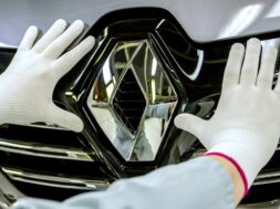 FRANCE-AUTOMOBILE-RENAULT-ESPACE