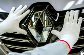 FRANCE-AUTOMOBILE-RENAULT-ESPACE