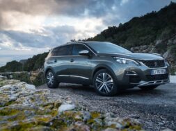 Peugeot-5008-2017-1280-01