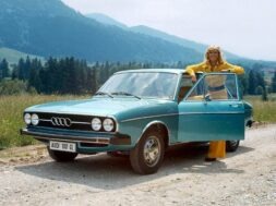 AUDI 100 C1 2