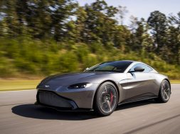 aston-martin-vantage-4