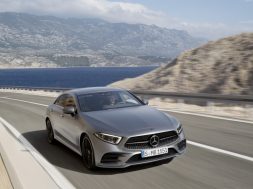 17C831_019-1086×720