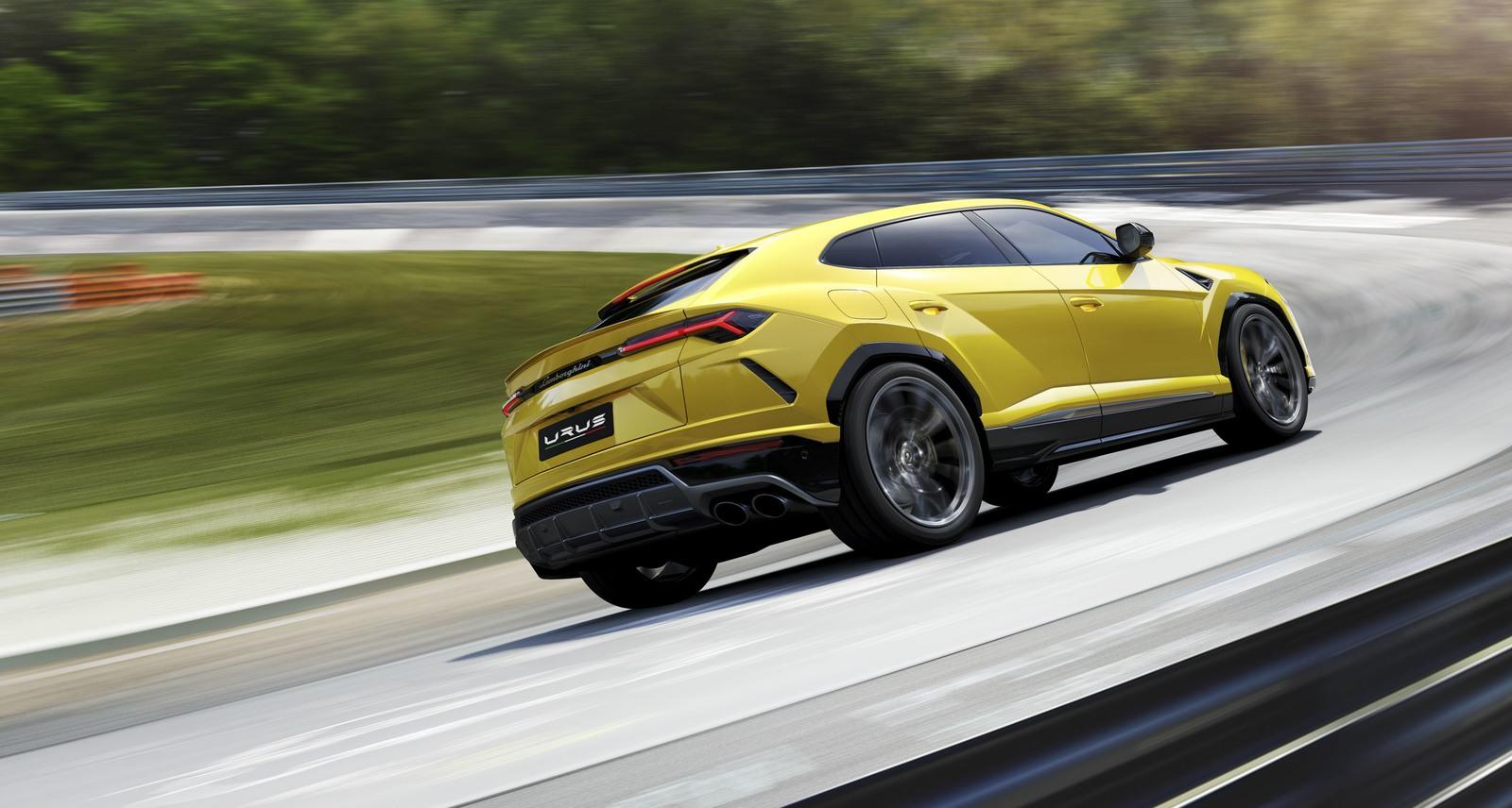 lamborghini urus 