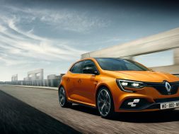 2018-renault-megane-rs-revealed