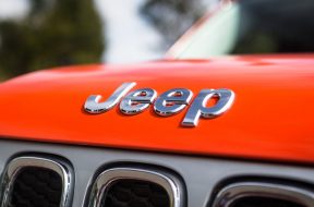 2016-Jeep-Renegade-Limited-39