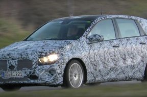2019-mercedes-b-class-spied-again-in-stuttgart-122920_1