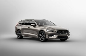 2019-volvo-v60-officially-unveiled-sexy-wagon-gets-to-phev-engines-123718_1
