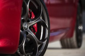 Alfa Romeo’s Nero Edizione package for 2.0L Giulia and Stelvio models