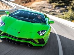 Lamborghini Aventador