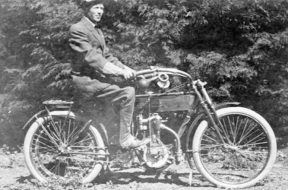 201804on-motorcycles-1912