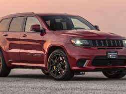 jeep-grand-cherokee-trackhawk-hennessey-2