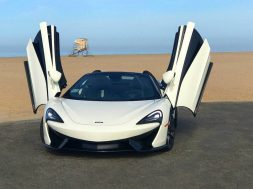 mclaren-570s-spider-5000th-car