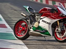 1299-panigale-r-final-edition-55-1506952746