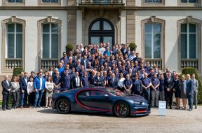 Bugatti-Chiron-Number-100