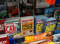 Used_Car_Expert_magazine_in_WH_Smith