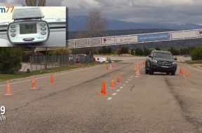 mercedes-benz-x-class-pickup-truck-doesnt-disappoint-in-moose-test-125496_1