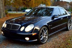 2004_Mercedes-Benz_E-Class
