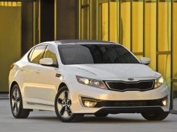 2013-kia-optima-hybrid-768×519
