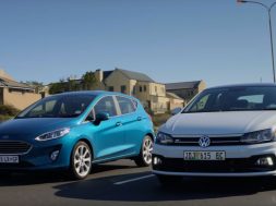 2018-volkswagen-polo-takes-on-new-ford-fiesta-in-battle-of-the-superminis_1