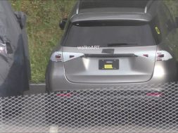 2019-mercedes-gle-with-almost-no-camo-spy-photo (4)