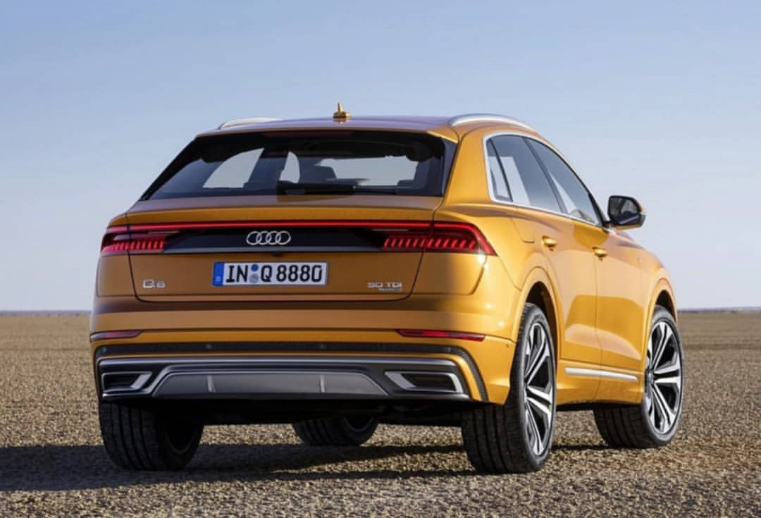 Тест драйв audi q8