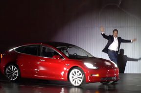 Tesla-Model-3-Event-Musk