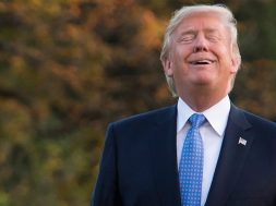 TOPSHOT-US-POLITICS-TRUMP