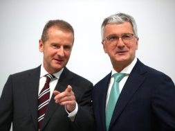 2018-06-30T220503Z_1_LYNXMPEE5T0Y0-OUSBS_RTROPTP_3_BUSINESS-US-VOLKSWAGEN-EMISSIONS-CEO