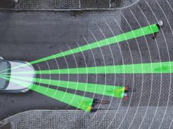 volvos-pedestrian-and-cyclist-detection-system