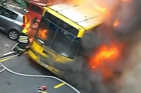 16159-autobus-20gsb-20u-20plamenu