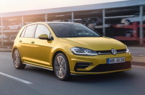 2017 Volkswagen Golf R Line – Chasing Cars