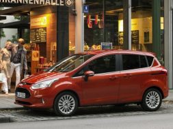ford-b-max–3