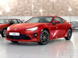 2017-toyota-gt86-heritage-collection