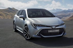 2019-toyota-corolla-touring-sports (1)