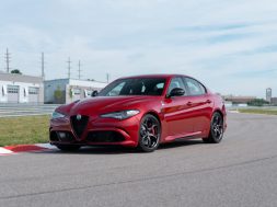 Alfa-Romeo-Giulia-Quadrifoglio-1024×683