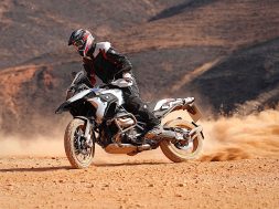 bmw-r-1250-gs-gets-bigger-engine-with-variable-valve-timing_34