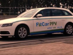 the-fitcar-ppv-is-a-car-with-bike-pedals-helps-you-burn-more-calories_3