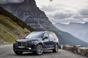 2020-bmw-x7-g07-goes-official-with-7-seats-and-gigantic-kidney-grilles_30