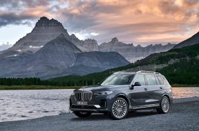 2020-bmw-x7-g07-goes-official-with-7-seats-and-gigantic-kidney-grilles_31