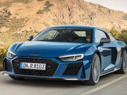 audi-r8-facelift-debuts-with-cool-new-design-and-620-hp_1
