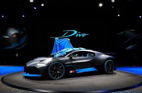 bugatti-divo-cuts-no-corners-at-the-paris-motor-show_56