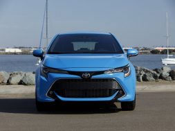 toyota-expected-to-debut-new-corolla-sedan-for-2020-model-year-129563_1