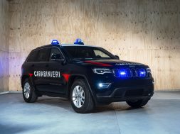 033c6e8a-181031_jeep_grand_cherokee_carabinieri_03-copy