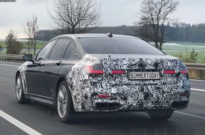 2019-BMW-7er-Facelift-G12-LCI-G11-Erlkoenig-Spyshots-02-1024×683