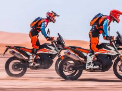 2019-ktm-790-adventure