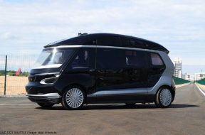 KAMAZ-1221-SHUTTLE-driverless-vehicles-800x500_c