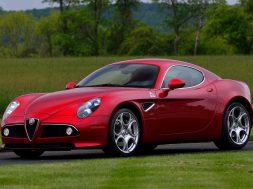alfa romeo 8c