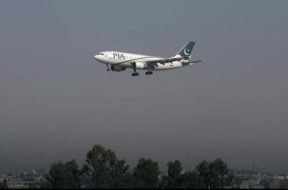 171452_pakistanski-avion_f