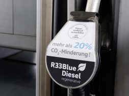 New regenerative R33 BlueDiesel fuel helps reduce CO2 emissions