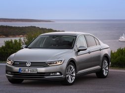 2016_Volkswagen_Passat_B8_2